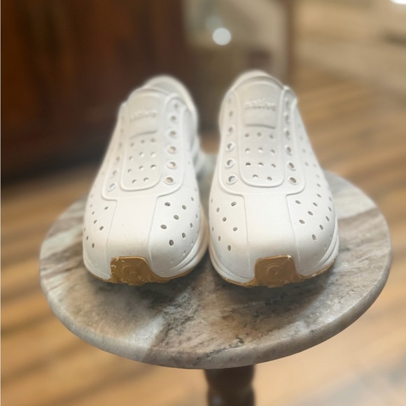 NATIVE kids shoes - Picture 2 of 5